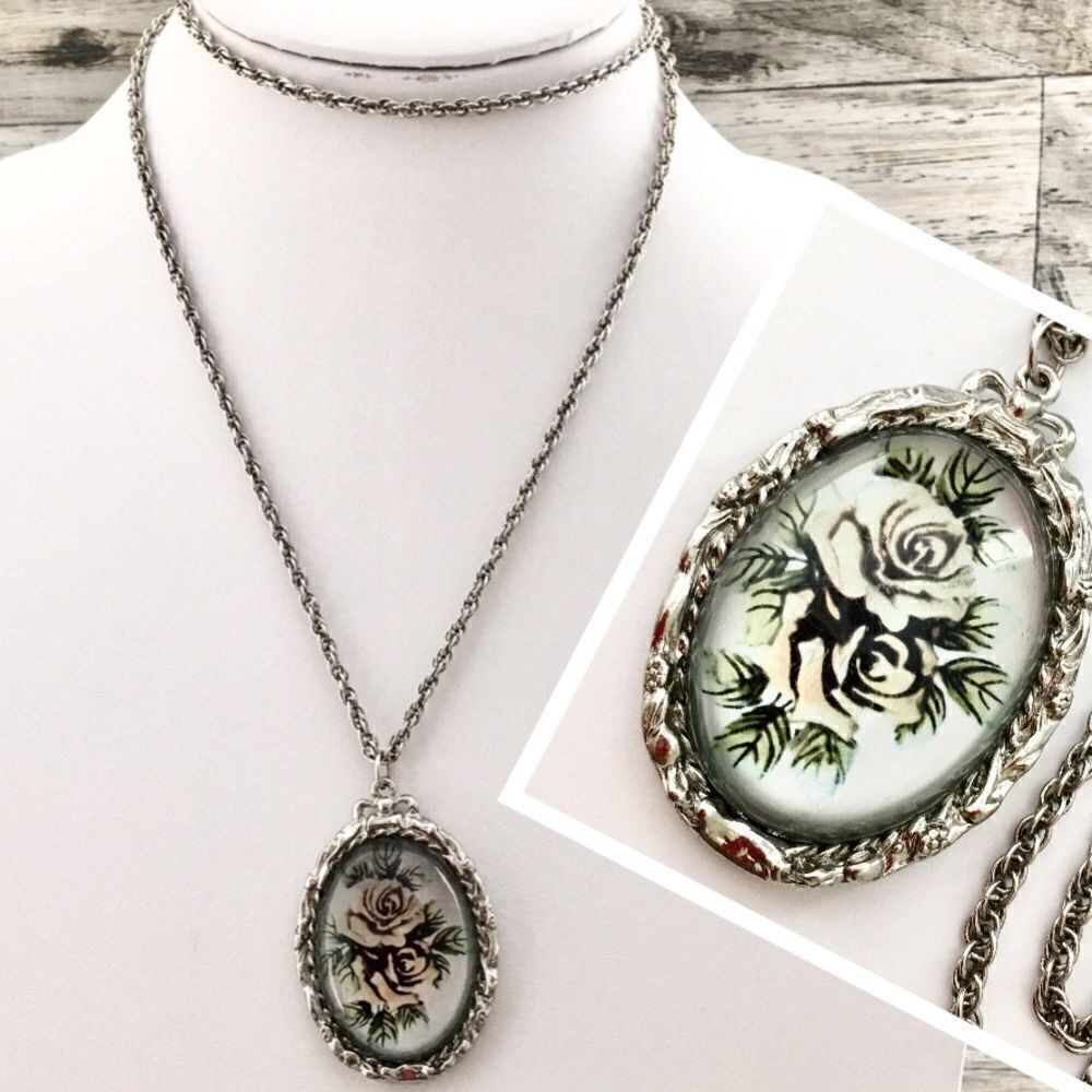 30in whimsical Silver Necklace resin Floral Cabochon 1025